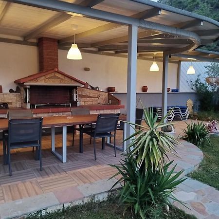 Villa Remetzo 스칼라 포타미아스 외부 사진
